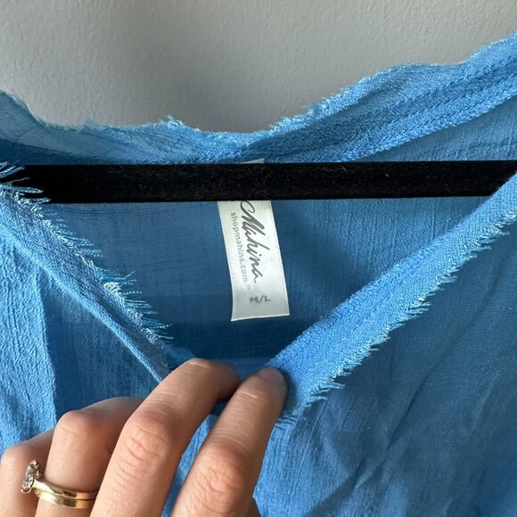 Mahina Tunic with Cinched Sleeves - Blue - Picture 4 of 7